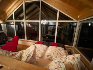 Atelier mit Bergblick