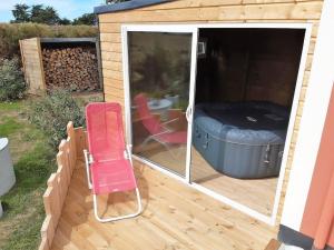 Maisons de vacances Maison entre Terre et Mer avec Jacuzzi : photos des chambres