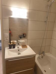 Maisons de vacances Charmante maison mitoyenne sur 2 niveaux : photos des chambres