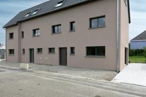 Villas Gites Spa Strasbourg - Villa Gorille - SPA Prive, Sauna, Borne d'arcade, Babyfoot : photos des chambres