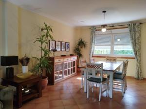 CASA DE LOIS a un paso de Vigo, Baiona, Playa América y Portugal