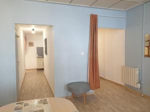 Appartements Coeur de ville, T2, rue pietonne, Digne les Bains : photos des chambres