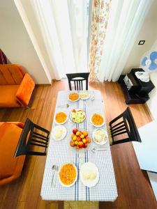 Spacious Holiday Apartment