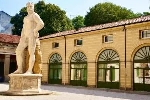 Palazzo Mantua Benavides Suites & Apartments - Padwa