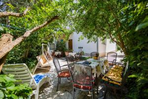 Apartments with parking space Duce, Omis - 2773