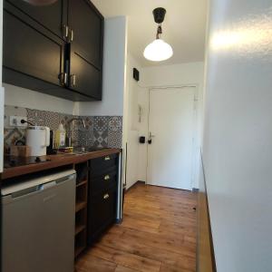 Studio Emotion 4P - Train station 200m - Disneyland Paris 5 min - 4hvězdičkové hotely ve městě Montévrain