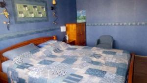 Grande chambre double chez lhabitant