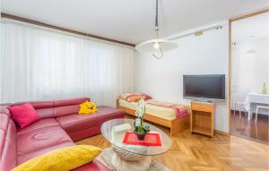 Amazing Apartment In Rijeka With Wifi And 3 Bedrooms