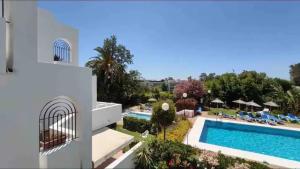 Fabuloso y amplio Duplex en Urb Jardines de Sotogrande