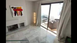 Fabuloso y amplio Duplex en Urb Jardines de Sotogrande