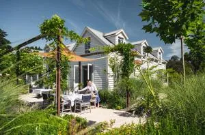 Ranginui Retreat - Woodville