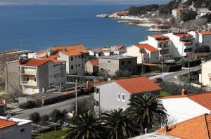 Apartments by the sea Duce, Omis - 5261