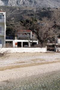 Apartments by the sea Duce, Omis - 5261 