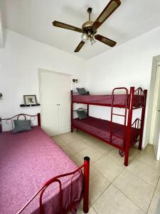 Amplio departamento al frente en zona Plaza Colón - SOLO FAMILIAS -