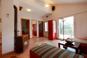 Apartments by the sea Malinska (Krk) - 5290