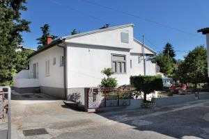 Apartments with a parking space Selce, Crikvenica - 5495 