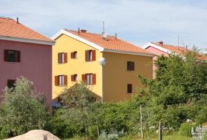 Apartments with a parking space Malinska (Krk) - 5397 - 3hvězdičkové hotely ve městě Malinska