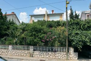 Apartments and rooms by the sea Dramalj, Crikvenica - 5519 