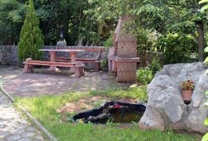 Apartment Njivice 5398h