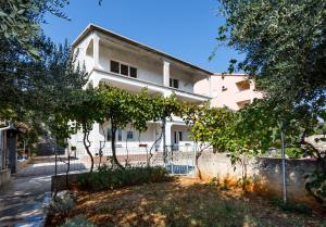 Apartment Kornic 5306b 
