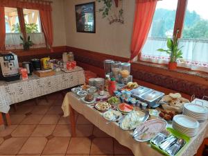 Quadruple Room room in Guesthouse Mesec Zaplana