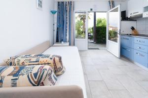 One-Bedroom Apartment with Terrace and Sea View room in Apartment Punat 5351b