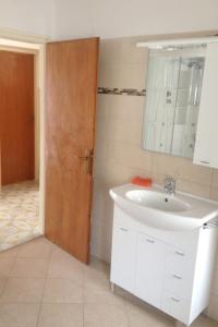 Apartments with parking space Selce, Crikvenica - 5475