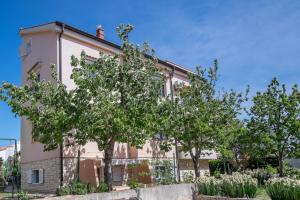 Apartments for families with children Krk - 5396 