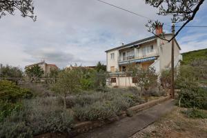 Studio Punat 5410a 