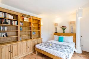 La Villa Oberoi (6 BR)