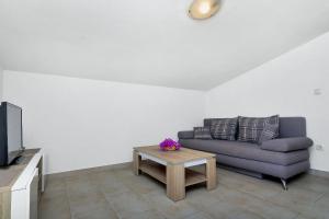 Two-Bedroom Apartment with Terrace and Sea View room in Apartments by the sea Cove Pokrivenik Hvar - 5231