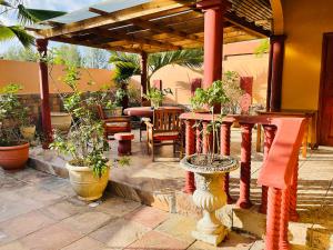 Effie Mountain View Gecko Villa