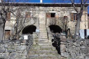 Maison de caractère au coeur de la corse rurale