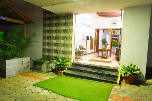 SS Silver Oaks Resort