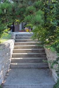 Apartments with parking space Novi Vinodolski - 5537