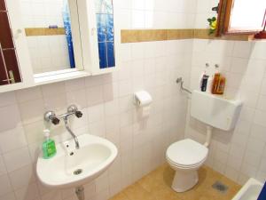 Seaside secluded apartments Cove Pobij, Hvar - 5633