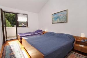 Apartments and rooms with parking space Klenovica, Novi Vinodolski - 5590