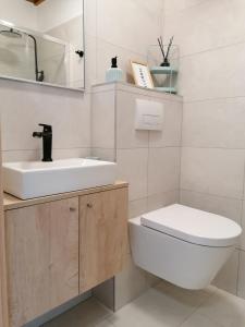 Apartments by the sea Klenovica, Novi Vinodolski - 5580