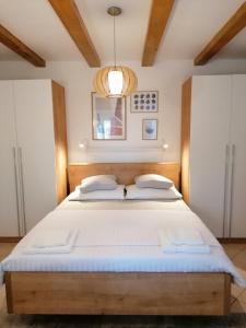 Apartments by the sea Klenovica - Novi Vinodolski - 5580