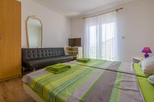 Apartments with swimming pool Dramalj, Crikvenica - 5551