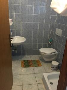 Apartments with a parking space Novi Vinodolski - 5526