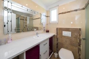 Family-friendly apartments with swimming pool Dramalj, Crikvenica - 5594