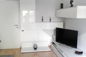 Apartments with parking space Crikvenica - 5595