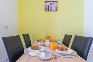 Apartments by the sea Nin, Zadar - 5666