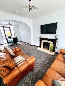 Modern 3 bedroom house close to the city centre