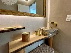 Appartement prestigieux - Pied dans leau