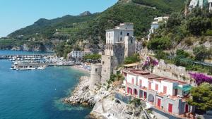 Villa Levante - Direct Sea Access - Full Sea View - Amalfi Coast