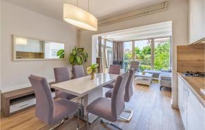 2 Bedroom Gorgeous Apartment In Medulin