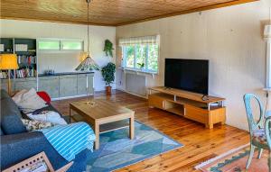 2 Bedroom Nice Home In Timmersdala