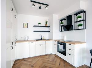 Metro Wilanowska Aparts